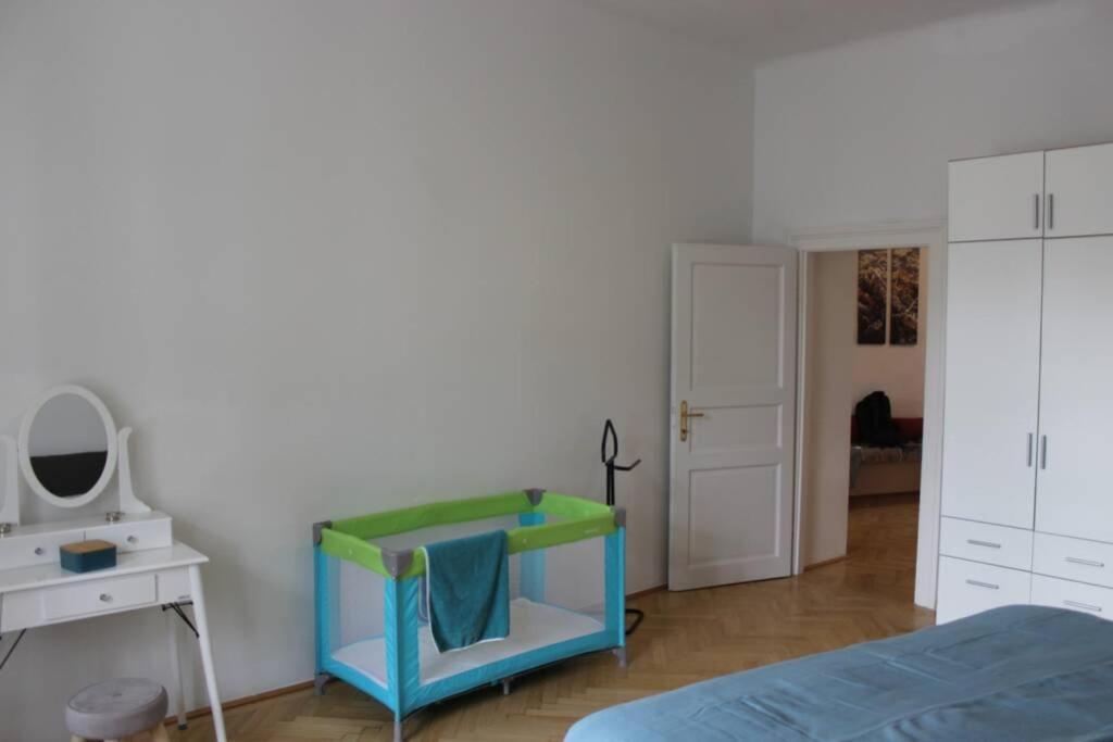 Wunderschone Altbauwohnung In Zentraler Lage Wien Esterno foto